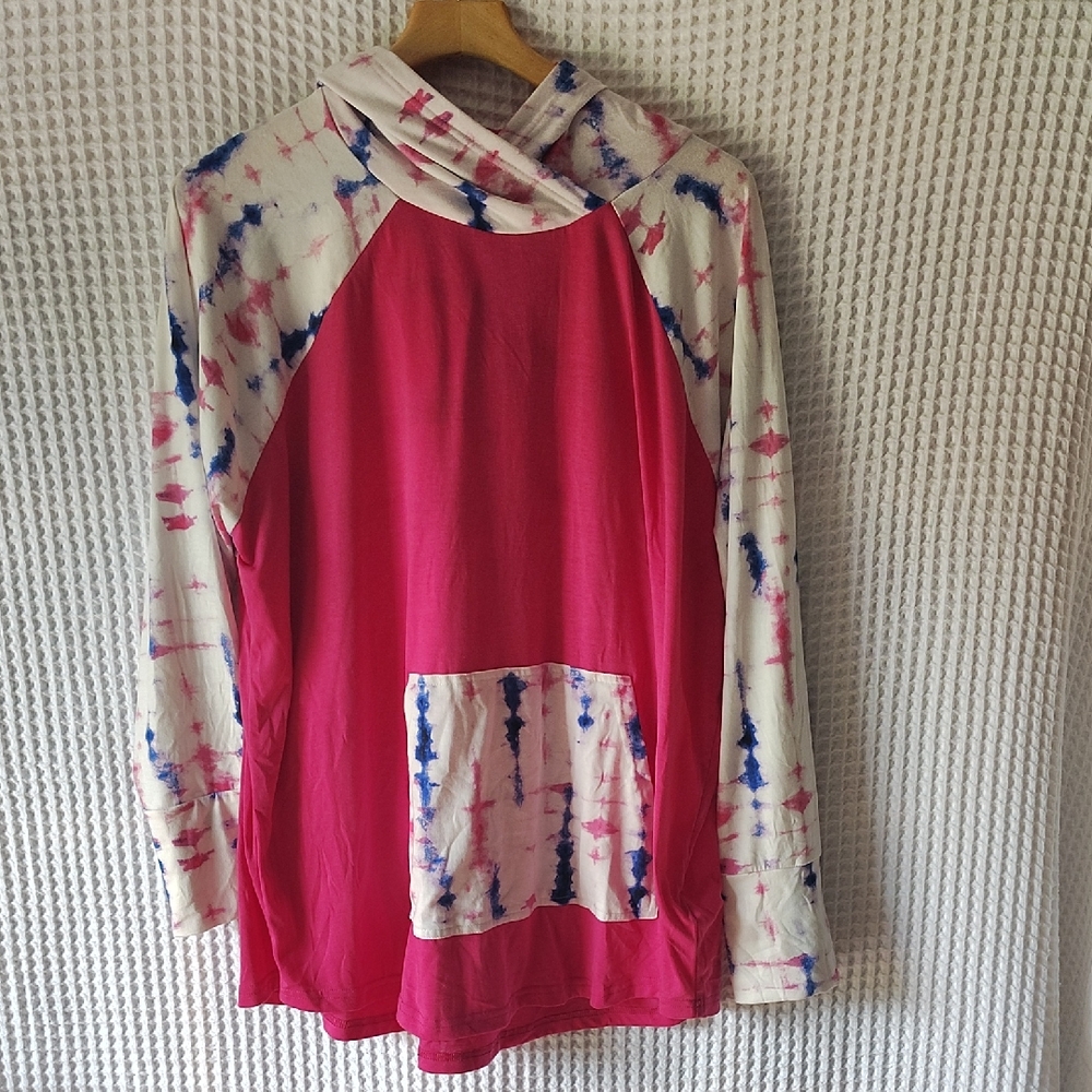LuLaRoe Pink and White Tie-Dye Hoodie 3XL
